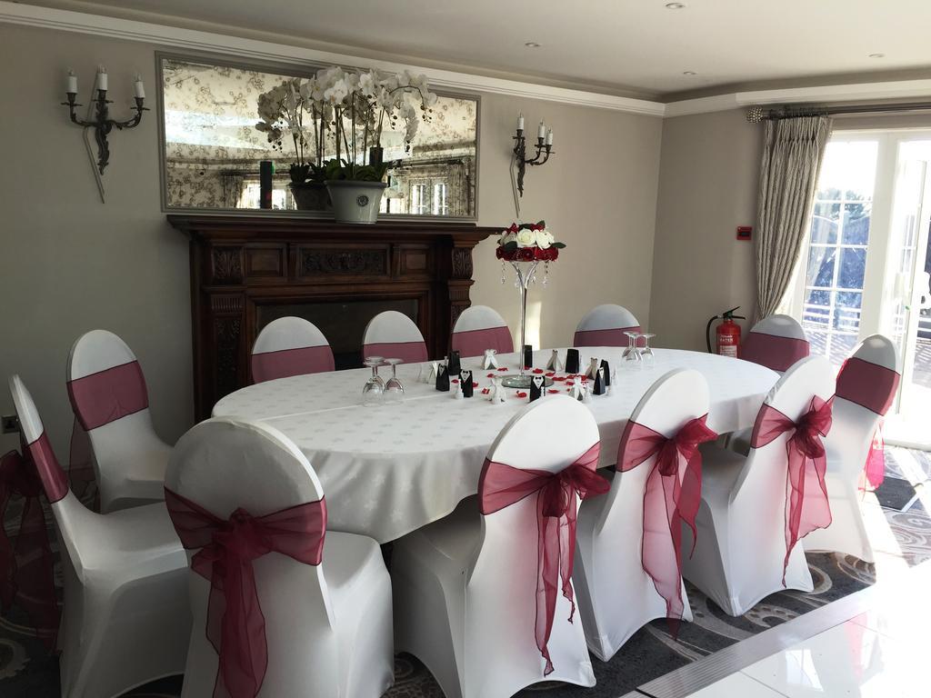 אנפילד The Royal Chace Hotel מראה חיצוני תמונה