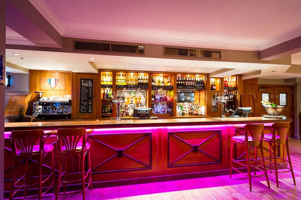 אנפילד The Royal Chace Hotel מראה חיצוני תמונה