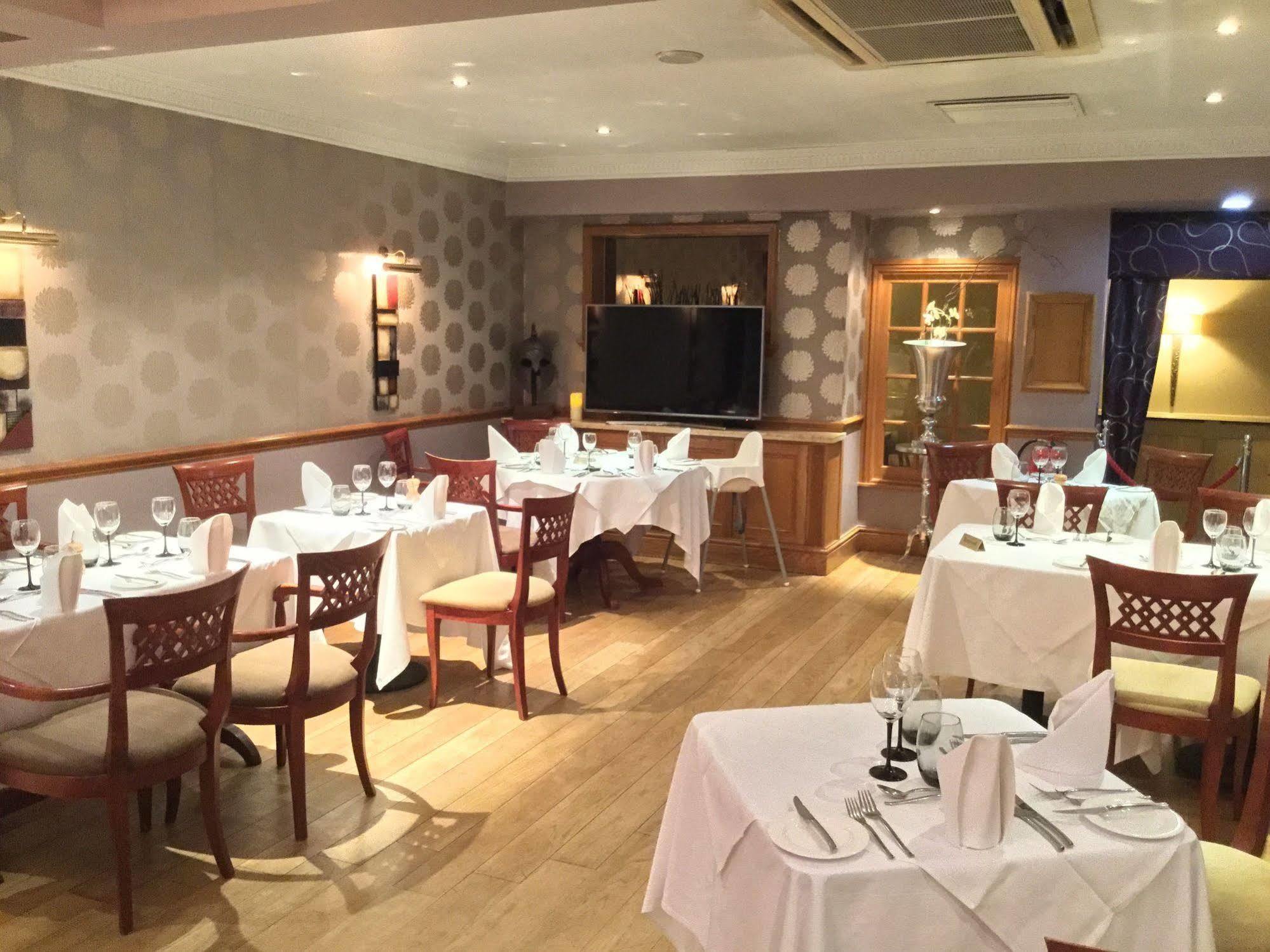 אנפילד The Royal Chace Hotel מראה חיצוני תמונה