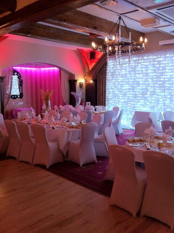 אנפילד The Royal Chace Hotel מראה חיצוני תמונה